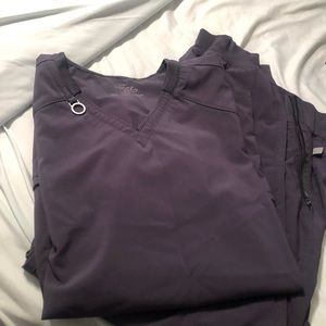 Cherokee gray scrub set